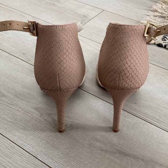 Vince Camuto baby pink strappy heels size 9 - Picture 4 of 7